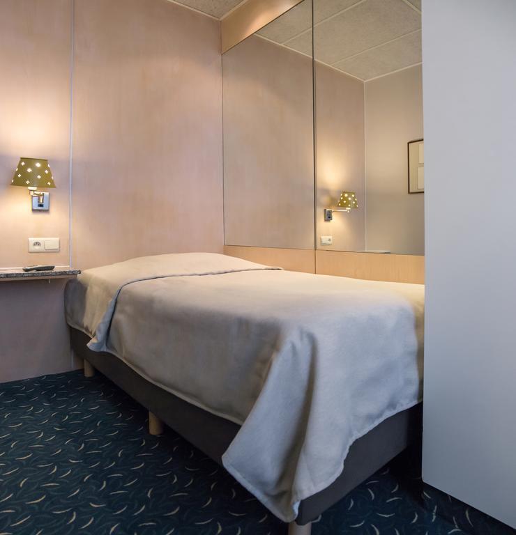 Hotel Glenmore ออสเทนด์ ภายนอก รูปภาพ